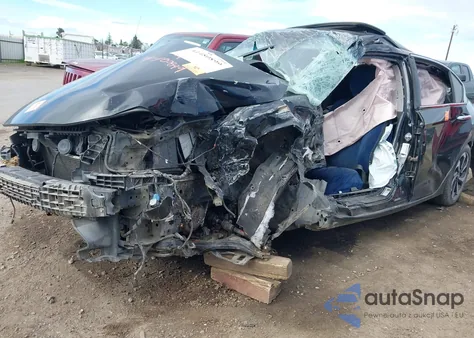 2017 Honda Accord Ex z USA, uszkodzony, nr VIN 1HGCR2F74HA004336